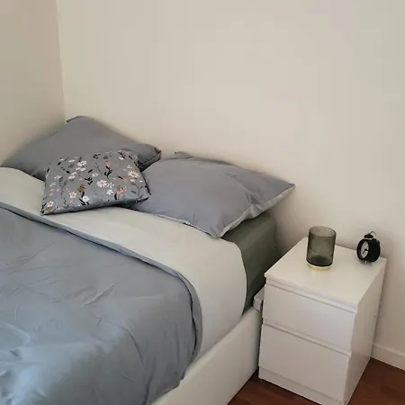 Charming T3 With Balcony In Saint-denis * Saint-Denis (Seine-Saint-Denis)