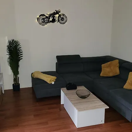 Appartement Charming T3 With Balcony In Saint-denis *